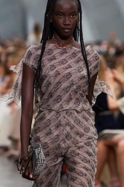 Look 160